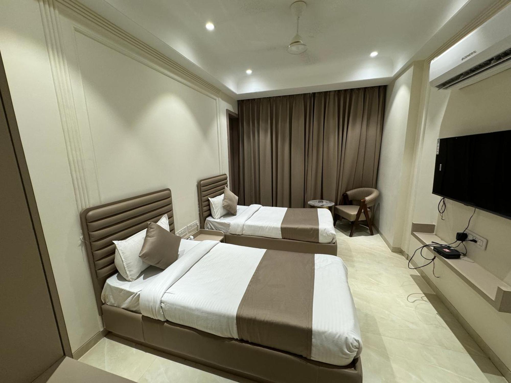 Hotel Fortune Inn Бхопал Экстерьер фото