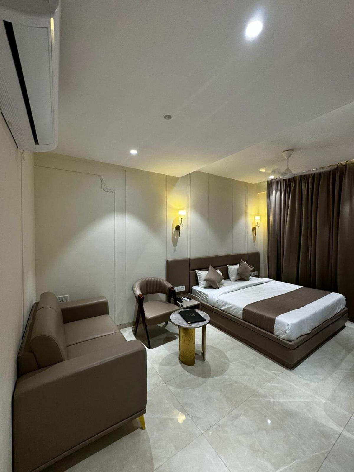 Hotel Fortune Inn Бхопал Экстерьер фото