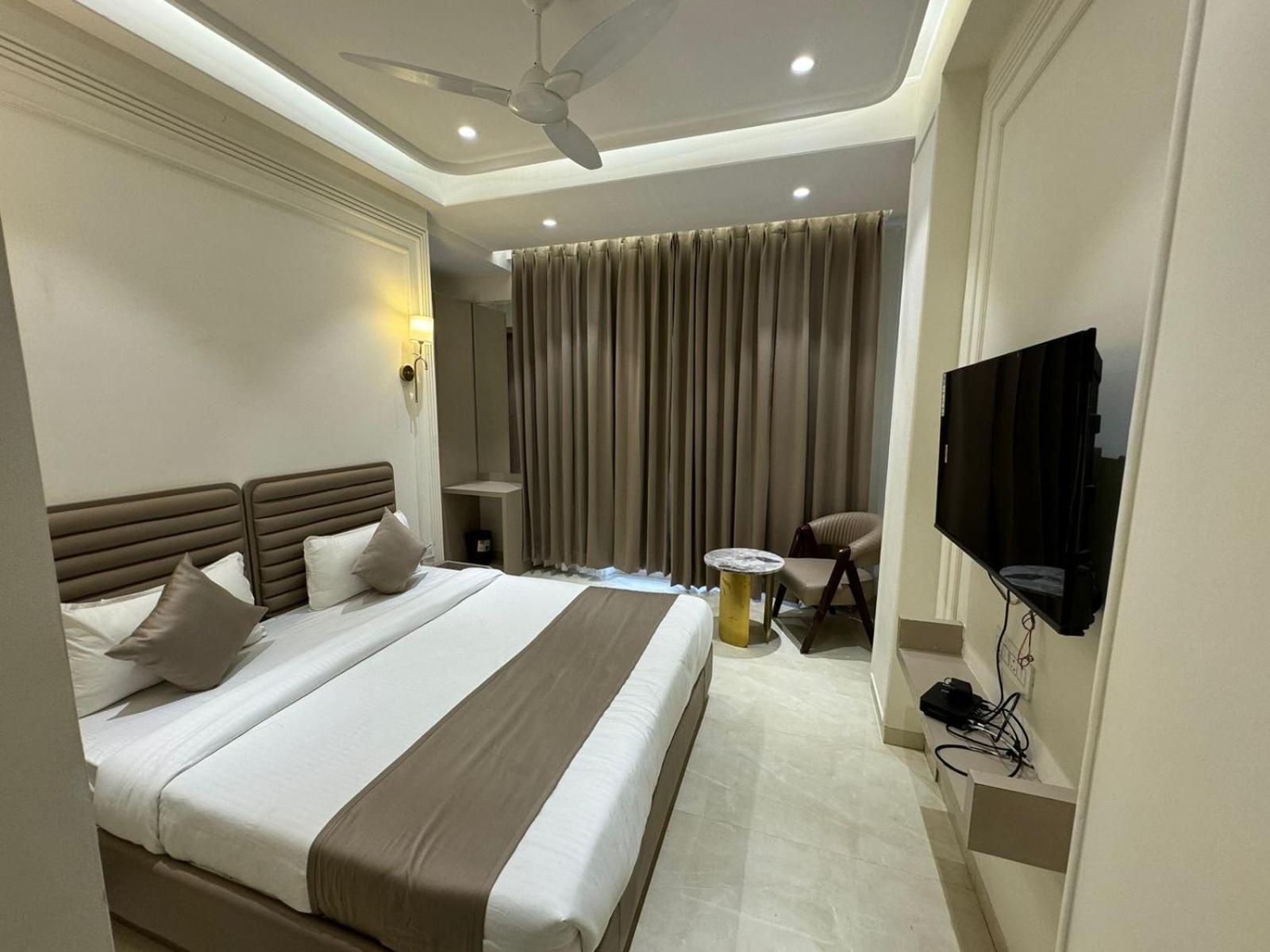 Hotel Fortune Inn Бхопал Экстерьер фото